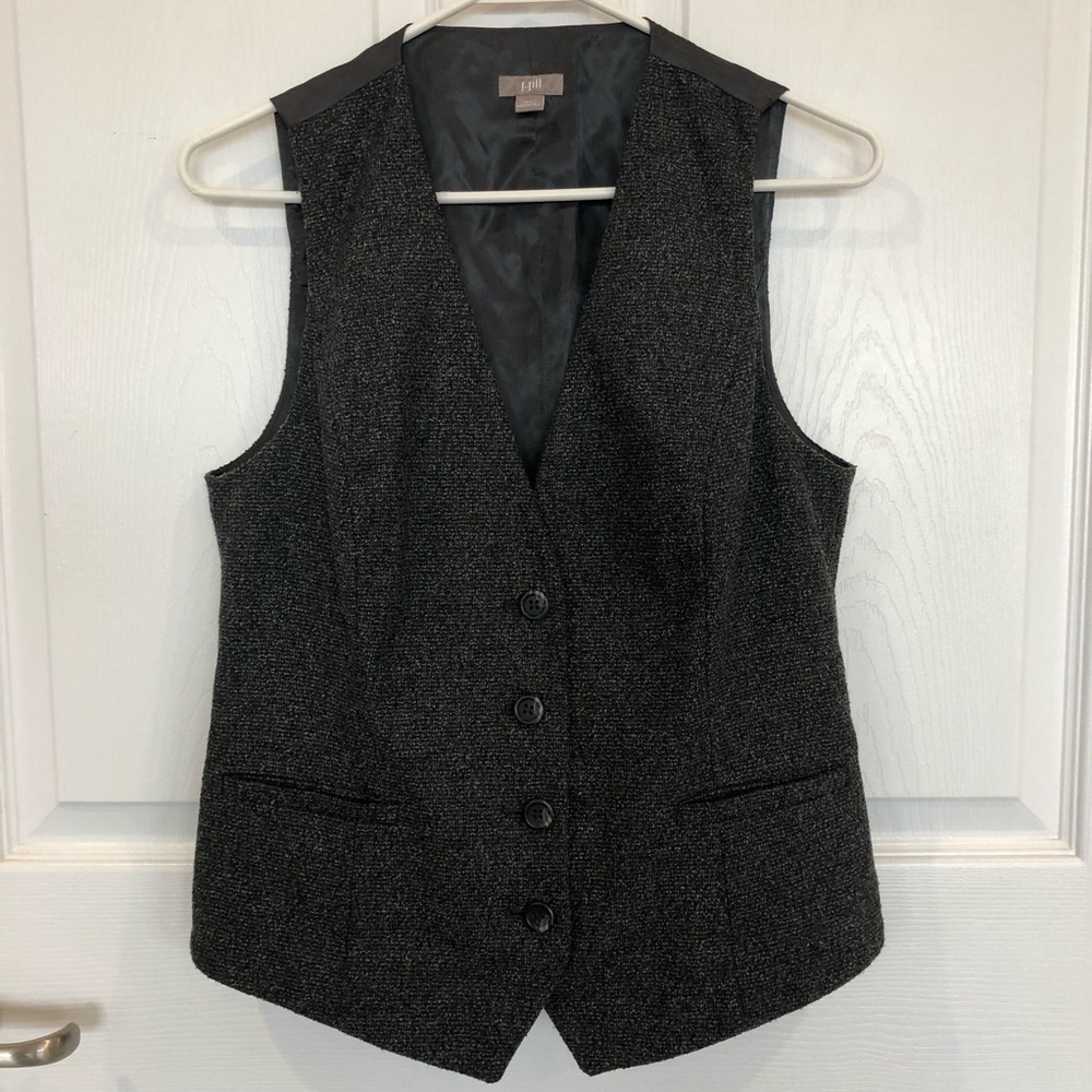 J Jill vest waistcoat textured knit front and satiny back, faux pockets